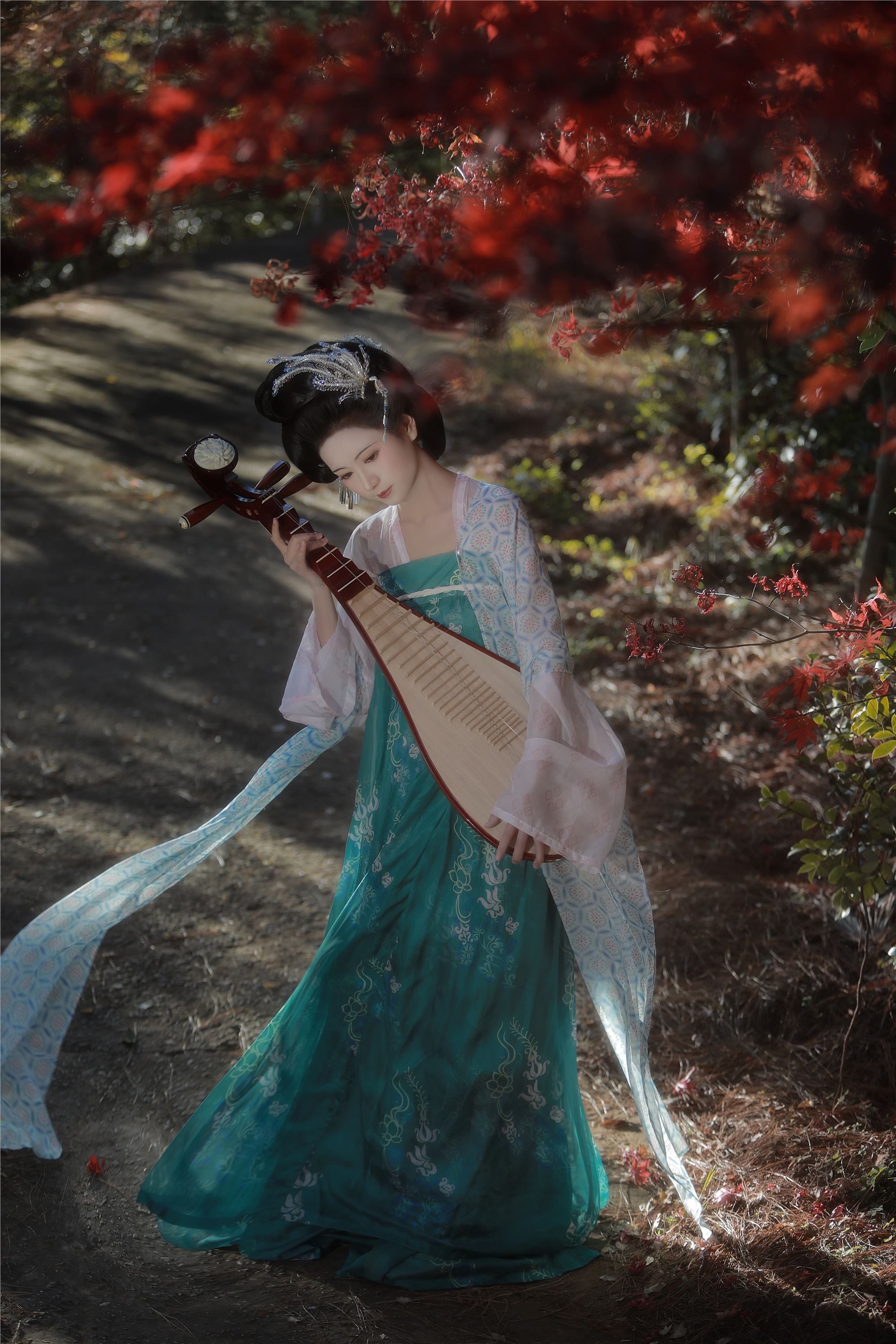 YITUYU艺图语 2025.01.25 橙黄橘绿时 瑜瑾